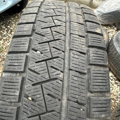 スタッドレスタイヤホイールセットの画像