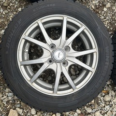 スタッドレスタイヤホイールセットの画像