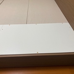 【クイーンサイズ】【コンセント・収納付き】ベッドフレームの画像