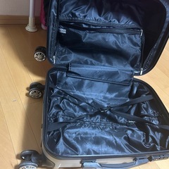 キャリーケース
の画像