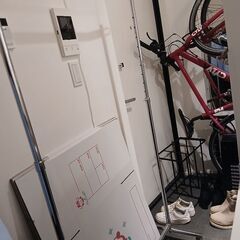 ハンガーラックの画像