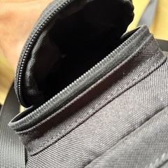 BEN DAVIS ブラック サコッシュの画像