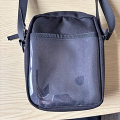 BEN DAVIS ブラック サコッシュの画像