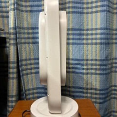 【最終値下げ・11/6(木)まで】暖房器具 セラミックヒーター 扇風機機能付 2WAY 夏冬兼用 3D首振り 引取限定の画像