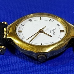 Christian Dior 腕時計 3007 ラウンドフェイス ホワイト文字盤 ゴールド クリスチャンディオールの画像