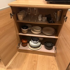 食器棚の画像