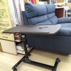 超お買い得　可動式　昇降式　パソコンデスク　ソファー テーブル　サイドテーブル　パソコンラック　ベッド テーブルの画像