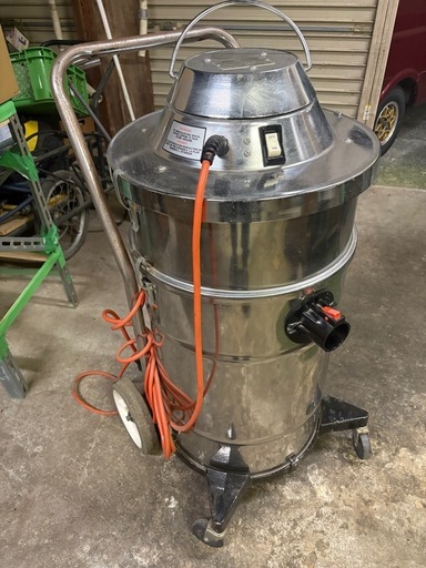 Hako Minuteman C83985-01 掃除機 バキュームクリーナー　アメリカン掃除機　ガレージ　バイク　車　現場