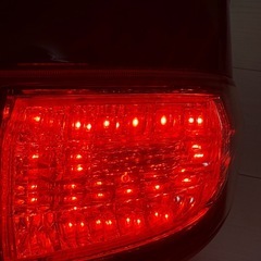 20ヴェルファイア テールランプの画像