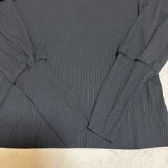提灯袖トップスの画像