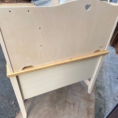 イトーキ　カモミール　学習机　4点セットの画像