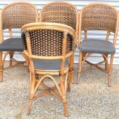 配達先決定🚚　無料配達します🚚4脚セット💖ラタン💖高級カフェチェア💖籐💖（在庫２０脚）の画像