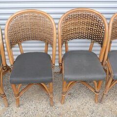 配達先決定🚚　無料配達します🚚4脚セット💖ラタン💖高級カフェチェア💖籐💖（在庫２０脚）の画像