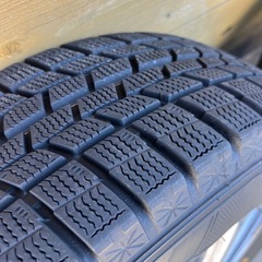 ノア、ヴォクシー、スタッドレスタイヤバリ山　　の画像