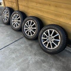 ノア、ヴォクシー、スタッドレスタイヤバリ山　　の画像