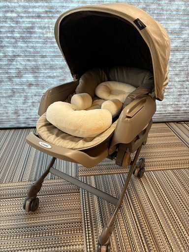 コンビ　ネムリラ　AUTO SWING BEDi EG