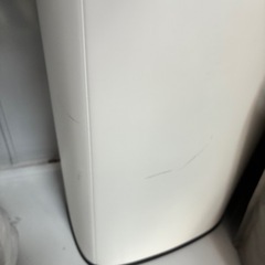 KEYUKAフットペダル式 ホワイトごみ箱の画像