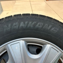 195/65R15 ミニバン用スタッドレスタイヤの画像