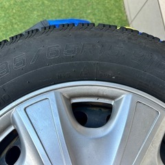 195/65R15 ミニバン用スタッドレスタイヤの画像