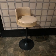 カウンター椅子の画像