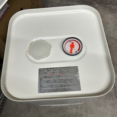 アース万代店　50ℓ屋内灯油タンクの画像