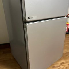ユーイング製ノンフロン冷凍冷蔵庫「UR-J110H (S)」
の画像