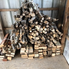 薪の画像
