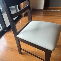 イス  スタイリッシュ  シンプル  高級感  椅子  ダイニングチェアの画像