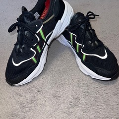 adidas Ozwego 26cmの画像