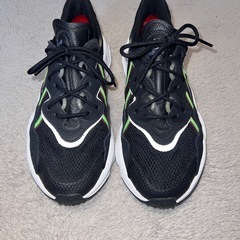 adidas Ozwego 26cmの画像