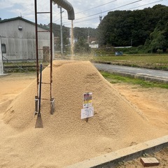 籾殻無料です。　まだまだあります。の画像