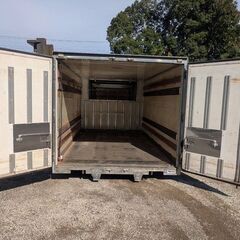 ♪八街A区SP28♪物置♪コンテナ♪鍵穴♪断熱材入ってる♪アルミ冷蔵箱♪の画像