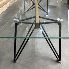 【スタイリッシュ】ダイニングガラステーブル　　135×80×72ｃｍの画像