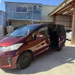 ホンダ　フリード　平成26