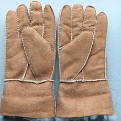 ベージュの手袋🧤の画像