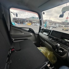 アルミバン2トントラックの画像