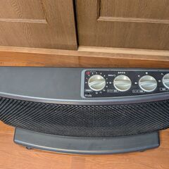 遠赤外線暖房器の画像