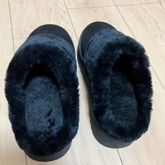 黒ファー付き　スリッポン　サボ　クロックス　LLサイズ　新品未使用品の画像