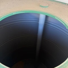 中古 近江産業 近江式 米麦貯蔵器 貯蔵缶 米 穀物 保管 保存 貯蔵 貯米 米麦 虫 ネズミ 侵入防止の画像