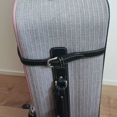 スーツケース　キャリアバッグの画像