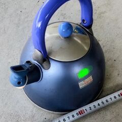 🍓  未使用：紫ハンドルやかんの画像