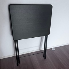 【未使用】折りたたみ式ミニテーブルの画像
