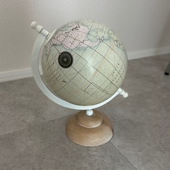ZARAHOME 地球儀の画像