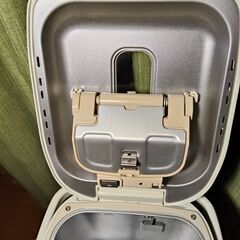 【引取限定】ホームベーカリー　象印　BB−KT10 パン焼き器の画像