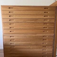 桐ダンスの画像