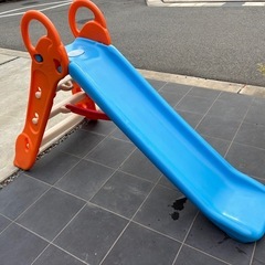子供用滑り台の画像