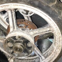 ゼファー400用の前後ホイールの画像