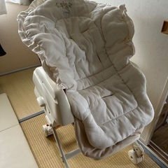 コンビ　ハイローチェア　の画像