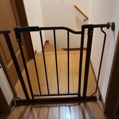 ベビーサークル　ベビーゲートの画像