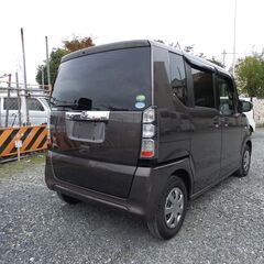 24y　N-BOX G　禁煙車　スマートキー　プッシュスタート　横滑り防止装置　２６.８万円の画像